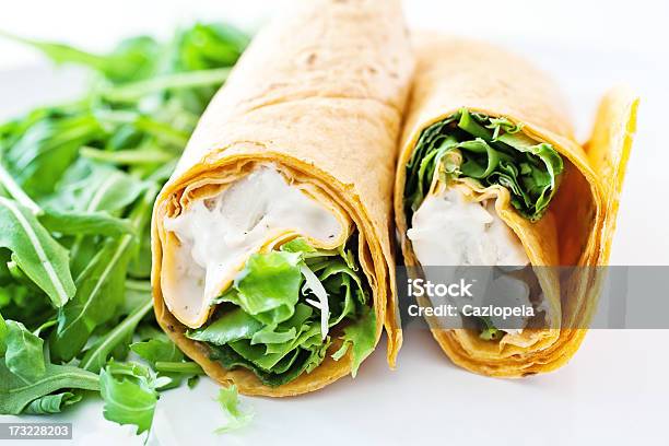 Foto de Wrap De Salada De Frango e mais fotos de stock de Sanduíche Embrulhado - Sanduíche Embrulhado, Figura para recortar, Maionese