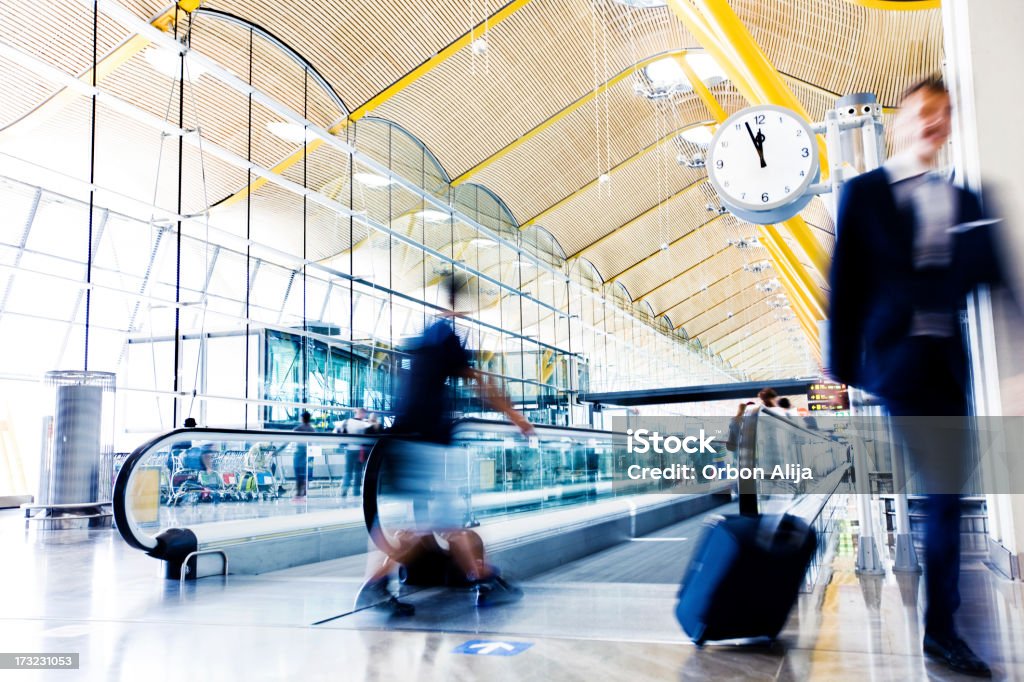 Geschäftsmann am Flughafen - Lizenzfrei Flughafen Stock-Foto