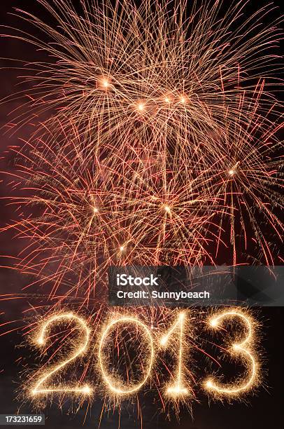 Nuovo Anno 2013 - Fotografie stock e altre immagini di 2013 - 2013, Accendere (col fuoco), Candela magica