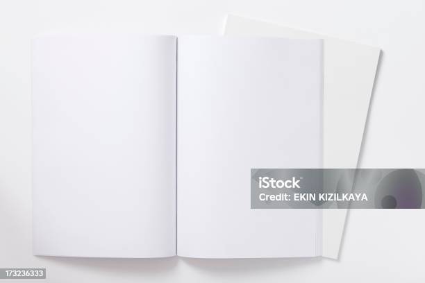 Abrir A Revista Em Branco - Fotografias de stock e mais imagens de Caderno de notas - Caderno de notas, Capa de Livro, Fundo Branco