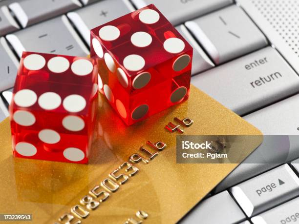 Internet Gioco Dazzardo - Fotografie stock e altre immagini di Assuefazione - Assuefazione, Bancarotta, Gioco d'azzardo