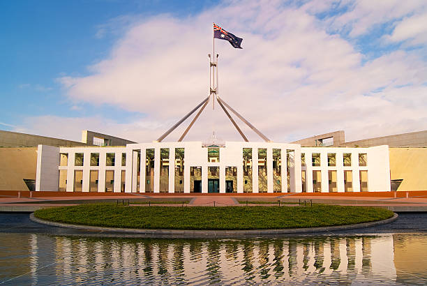 캔버라-팔라먼트 하우스 - australian flag flag australia horizontal 뉴스 사진 이미지
