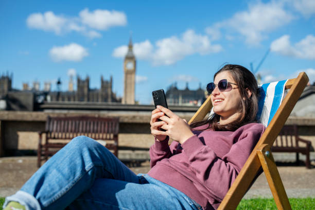 istock Relax in sunny London. 1732413031