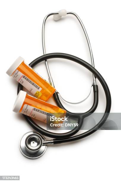 Los Medicamentos Recetados Foto de stock y más banco de imágenes de Adicción - Adicción, Asistencia sanitaria y medicina, Botella