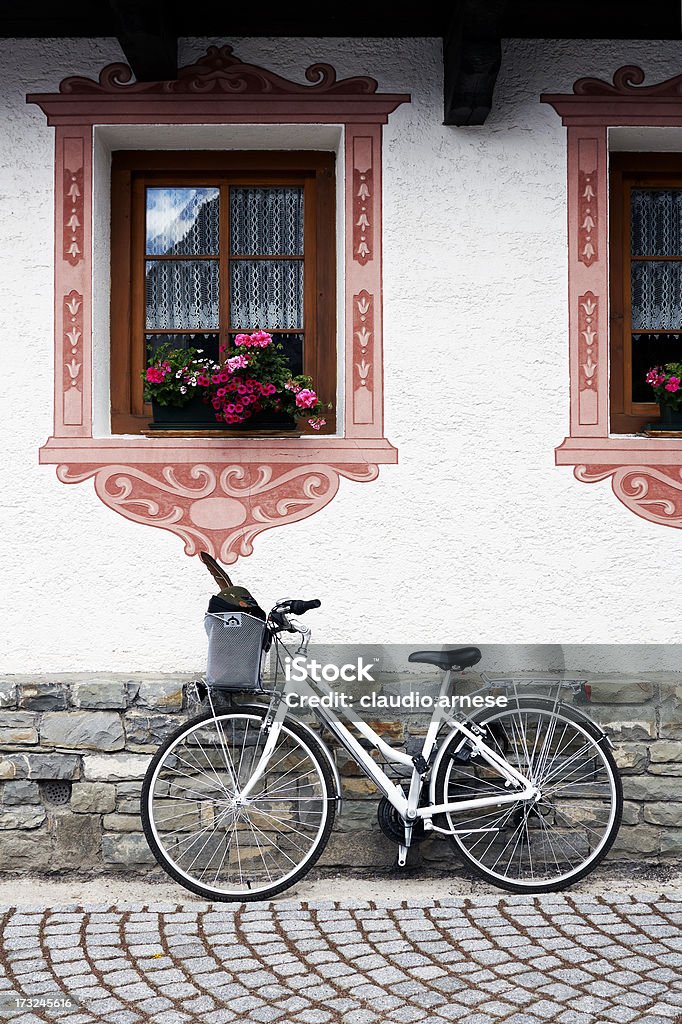 Bicicletta. Immagine a colori - Foto stock royalty-free di Abbigliamento