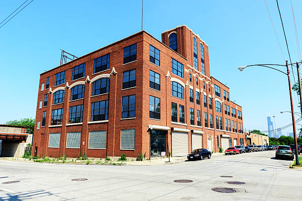 istock Factory on the South Side of Chicago 173260600