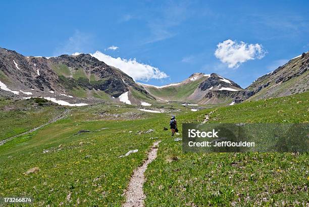 Wandern Und Akelei Lake Pass Stockfoto und mehr Bilder von Berg - Berg, Colorado - Westliche Bundesstaaten der USA, Colorado Plateau