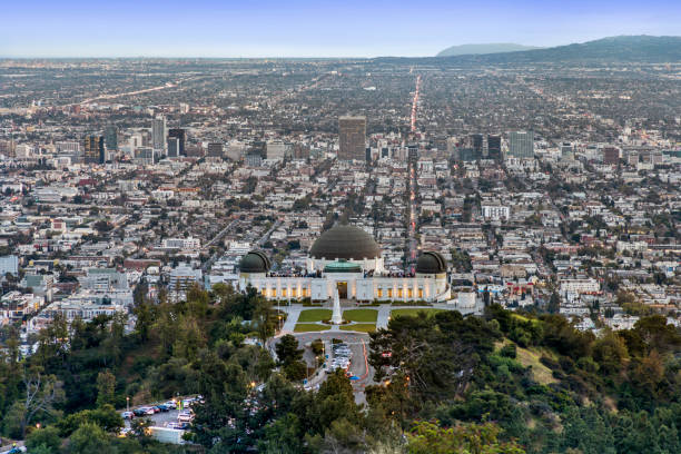istock Griffith Observatory-Los Angeles at twilight 1732897475