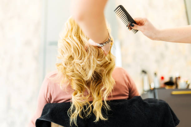 istock Woman's Hair Makeover at the Salon 1733173213