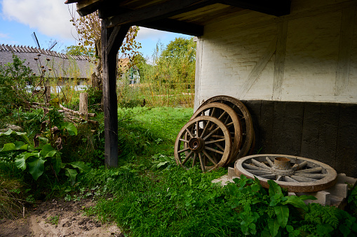 Old fashioned wheel