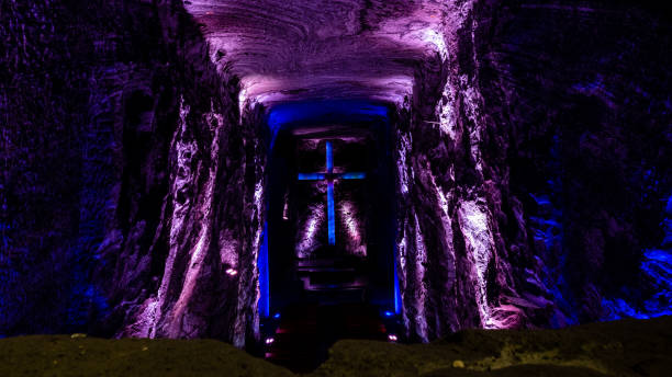 istock Cross in the Lights 1733619303