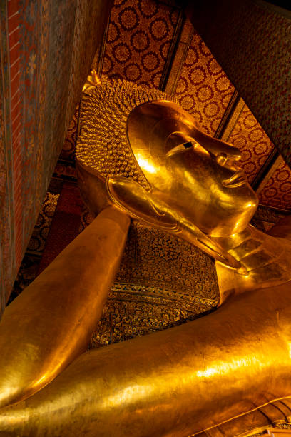 istock Wat Phra Chetuphon - Wat Pho 1733636750