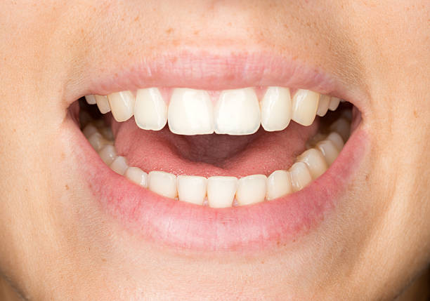 рот говорит - beauty in nature women beautiful human teeth стоковые фото и изображения
