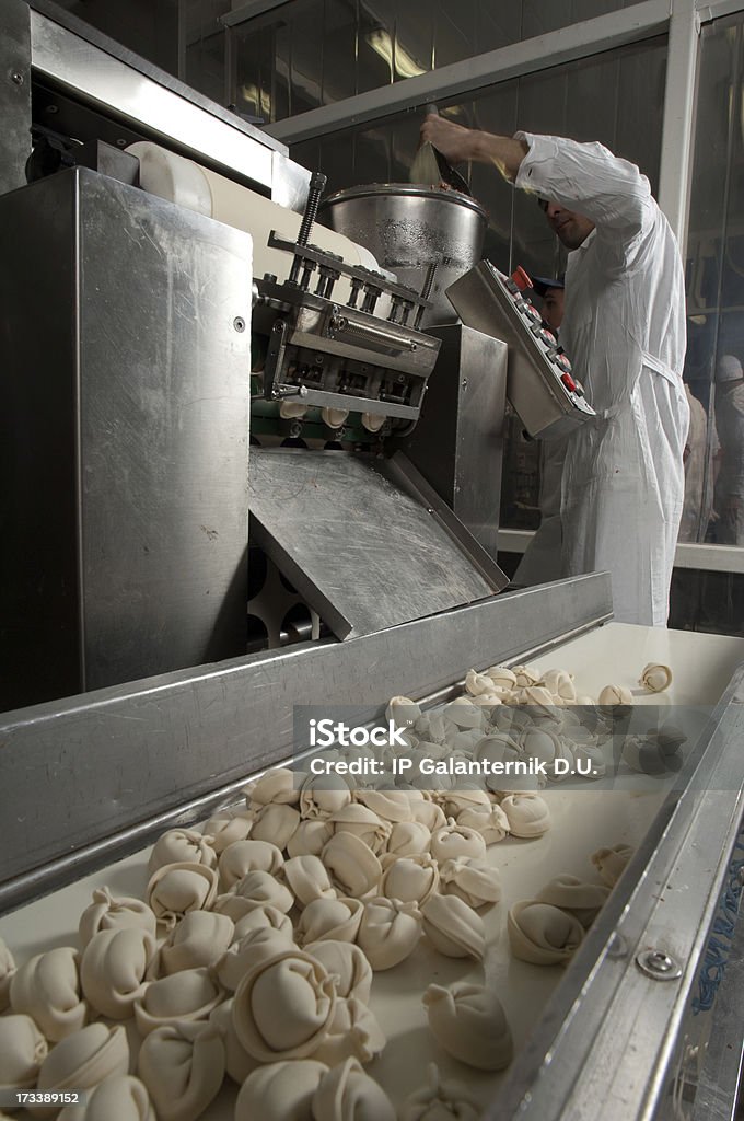 Linha de produção do food factory. - Foto de stock de Comida royalty-free
