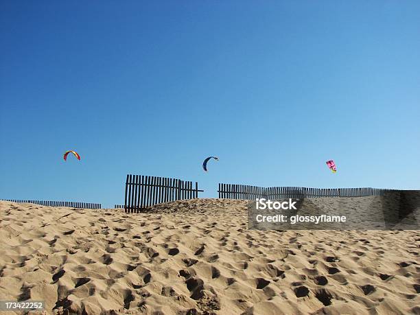 Sulla Paretekitesurf Dune Di Sabbia - Fotografie stock e altre immagini di Kiteboarding - Kiteboarding, Andare in barca a vela, Aquilone