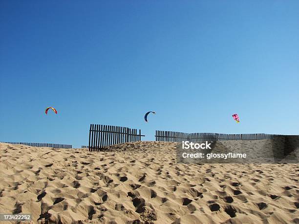 Foto de Em Cima Da Murokitesurfing Dunas De Areia e mais fotos de stock de Kiteboarding - Kiteboarding, Areia, Atividade