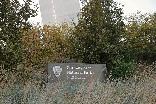 Veterans caps inscribed with text depicting the three wars.