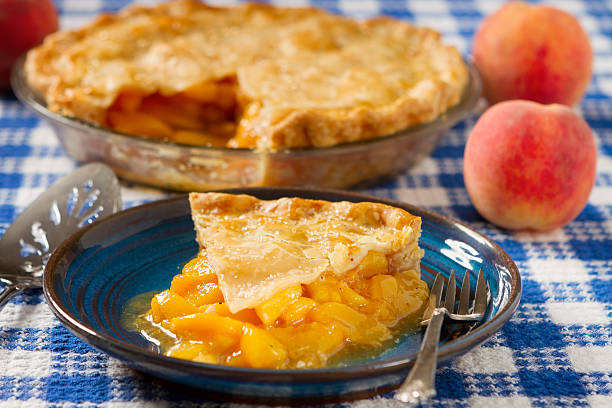 아늑함 복숭아색 파이 - peach pie 뉴스 사진 이미지