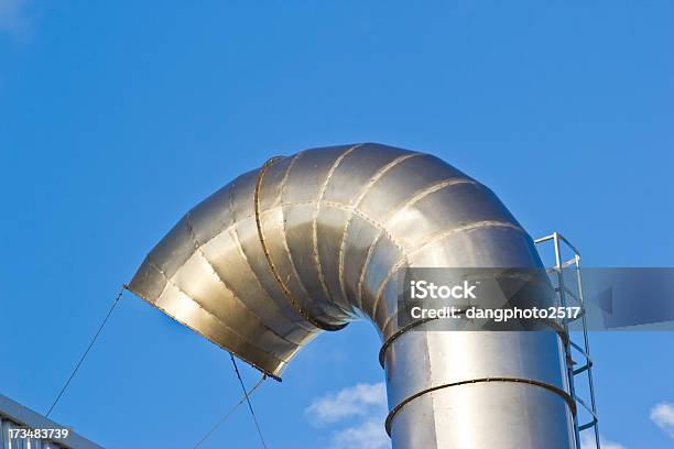 Rury Powietrza Wentylacji Conditionon Położony Na Dachu - zdjęcia stockowe i więcej obrazów Architektura