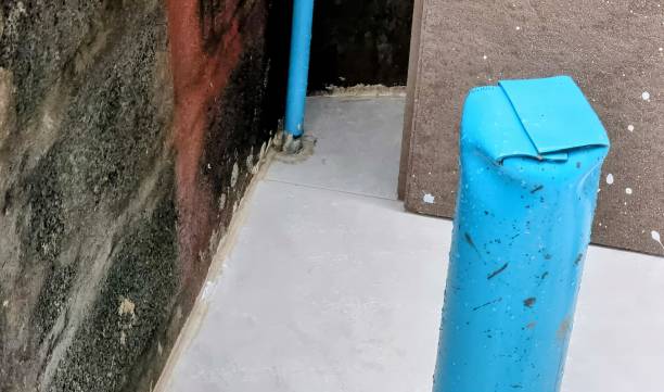 istock the concrete is white and blue. 1735282580