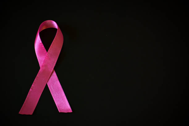 sensibilisation au cancer du sein - breast cancer cancer breast cancer awareness ribbon pink photos et images de collection