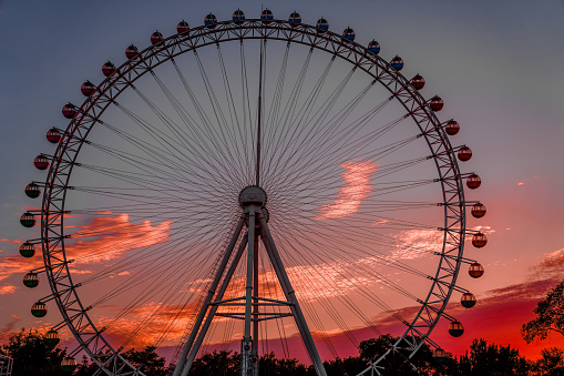Ferris wheel sunset