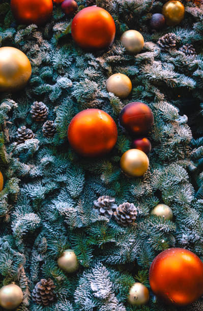 istock Decorated Christmas tree with balls 1735400117