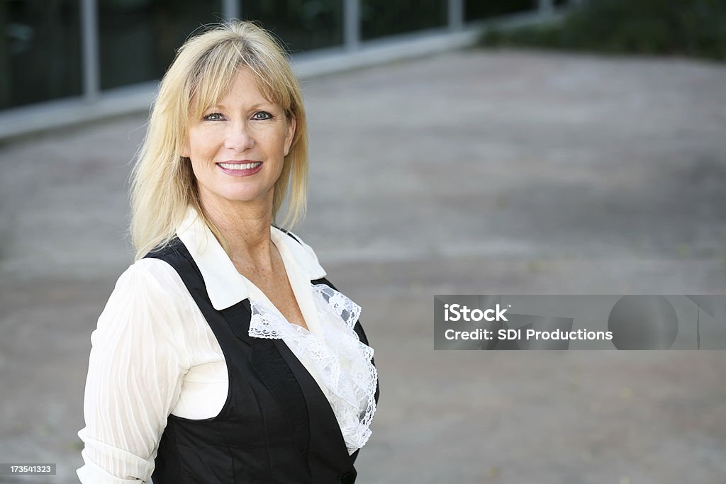 Business-Frau mit Textfreiraum - Lizenzfrei Aktiver Senior Stock-Foto