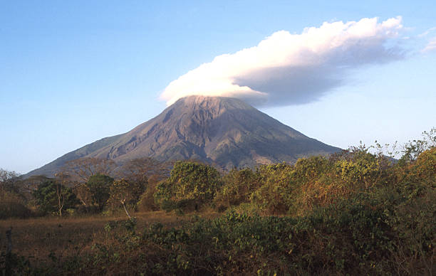 istock Smoke erupting from large volcano Concepcion 173542801