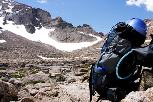 mountaineer - mountain peak long colorado mountain foto e immagini stock