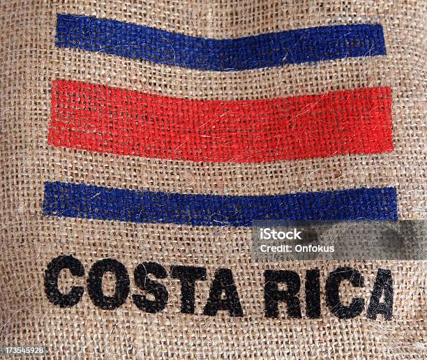 Flaga Kostaryki Kolorowe W Juta Worek - zdjęcia stockowe i więcej obrazów Worek jutowy - Worek jutowy, Ameryka Środkowa, Bez ludzi