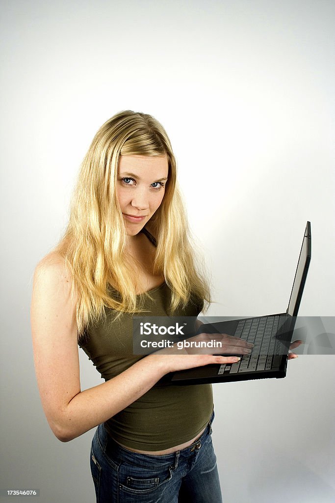 Mädchen mit laptop - Lizenzfrei Armband Stock-Foto