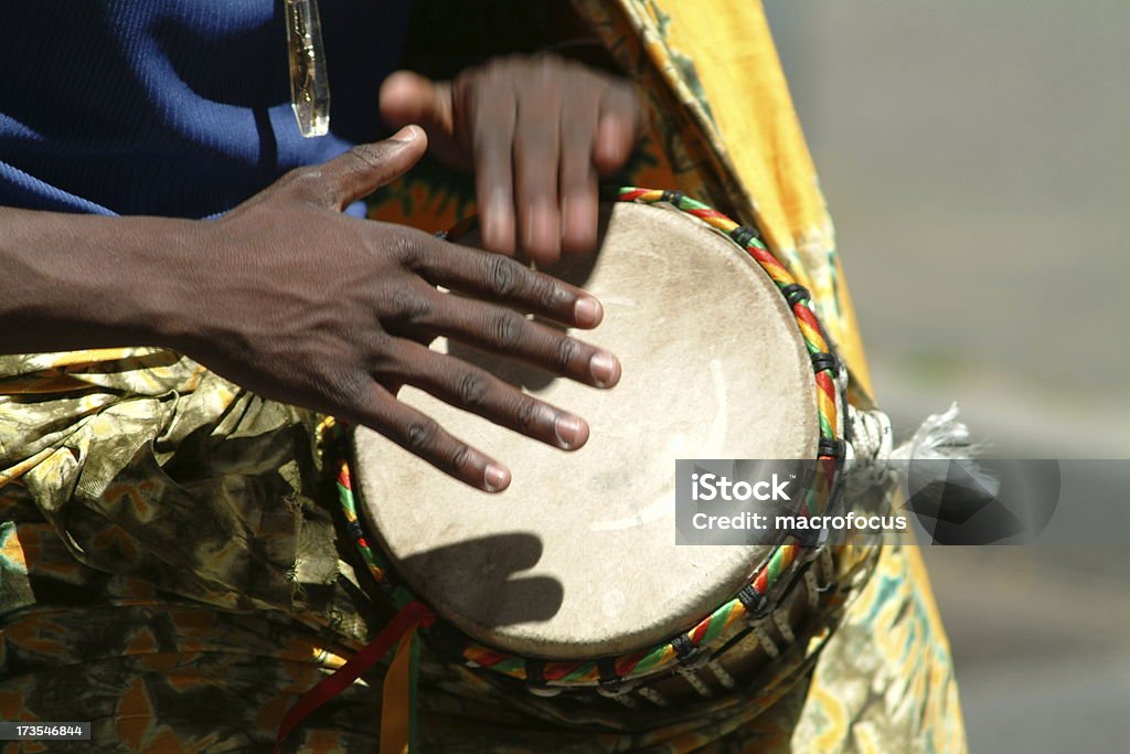 Beat o tambor - Foto de stock de Arte, Cultura e Espetáculo royalty-free