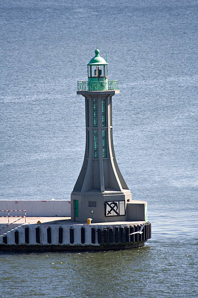 istock Green Lighthouse in Gdynia Harbor 173546860