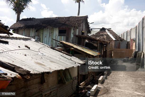 Foto de Shanty Cidade e mais fotos de stock de Albay - Albay, Anti-higiênico, Barraco