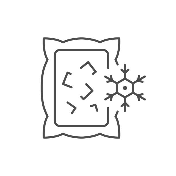 ilustraciones, imágenes clip art, dibujos animados e iconos de stock de icono de contorno de línea de la bolsa de hielo - ice pack ice headache bag