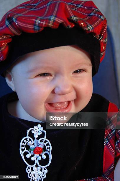 Tarten Baby - Fotografie stock e altre immagini di Bebé - Bebé, Cultura scozzese, Soltanto neonati