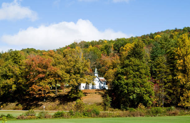 istock Church in the Mountains 173551634