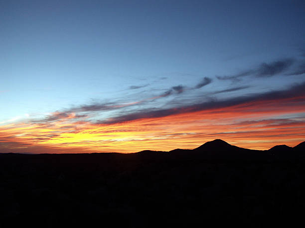 Santa Fé, pôr-do-sol - foto de acervo