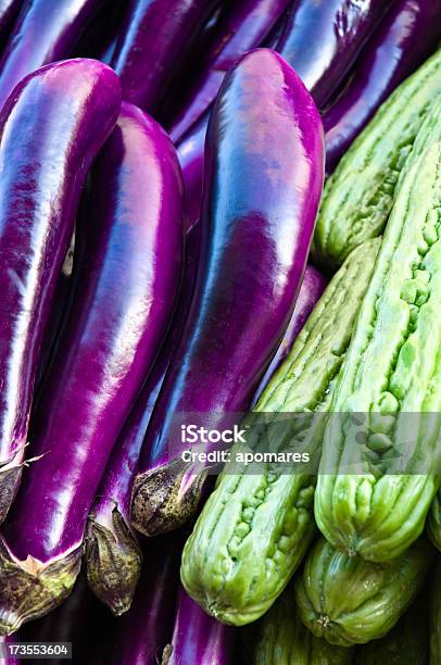 Gemüse Stockfoto und mehr Bilder von Aubergine - Aubergine, Farbsättigung, Form