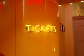 tickets-in-neonfarben.jpg?b=1&s=170x170&k=20&c=LBkvISkomwfesHqDs7VN3SxY5LUEpOz8IUI39glU5dg=
