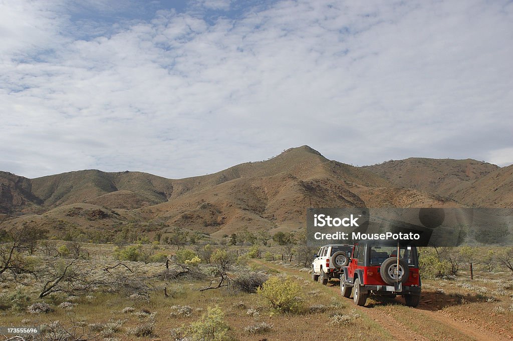 Veicoli 4 x 4 guida in Monti Flinders - Foto stock royalty-free di 4x4