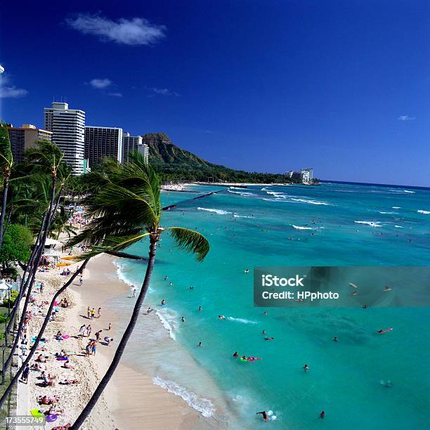 Playa De Waikiki Foto de stock y más banco de imágenes de Waikiki - Waikiki, Diamond Head, Honolulú