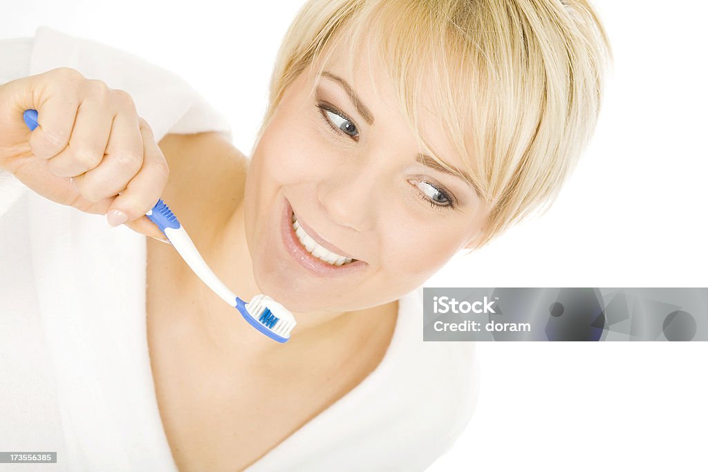 Se brosser les dents - Photo de Adulte libre de droits