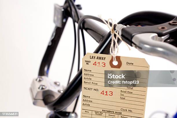 Prezzo Di Vendita Etichette Su Biciclette Acquisto A Rate - Fotografie stock e altre immagini di Etichetta