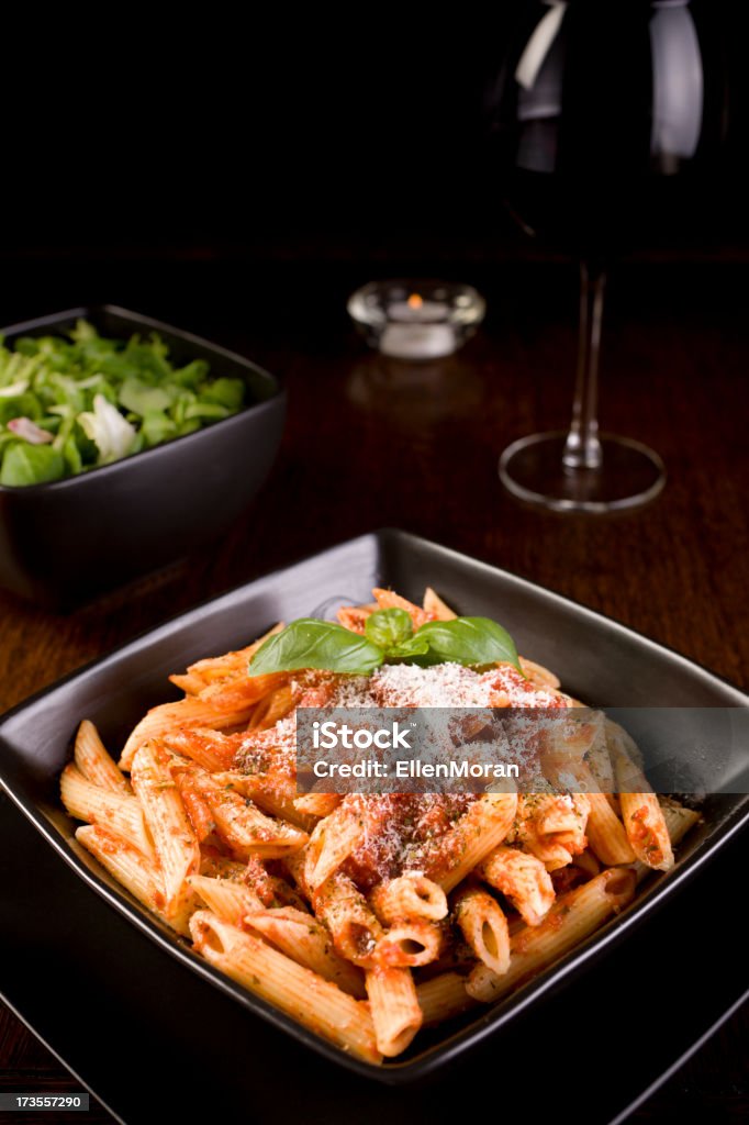 Macarrão à bolonhesa jantar - Foto de stock de Carboidrato - Comida royalty-free