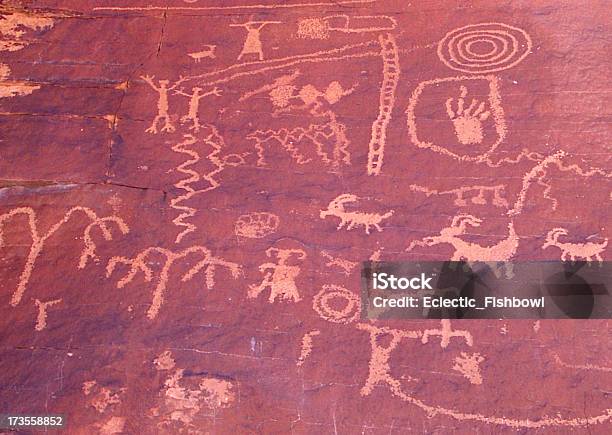 Petroglyphs - zdjęcia stockowe i więcej obrazów Ameryka - Ameryka, Anasazi, Bez ludzi