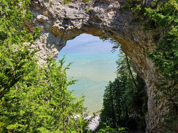 istock Arch Rock On Mackinac Island 1735589636