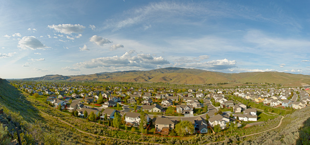 A panorama image of a suburban neibourhood.