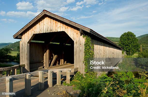 Covered Bridge Stock Photo - Download Image Now - Appalachia, Bridge - Built Structure, Car